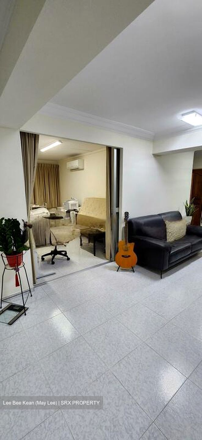 Blk 313 Tampines Street 33 (Tampines), HDB Executive #517519931